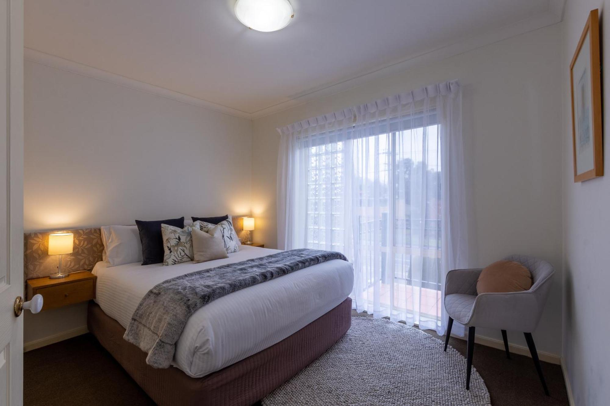 Lifestyle At Ferntree Aparthotel 4*